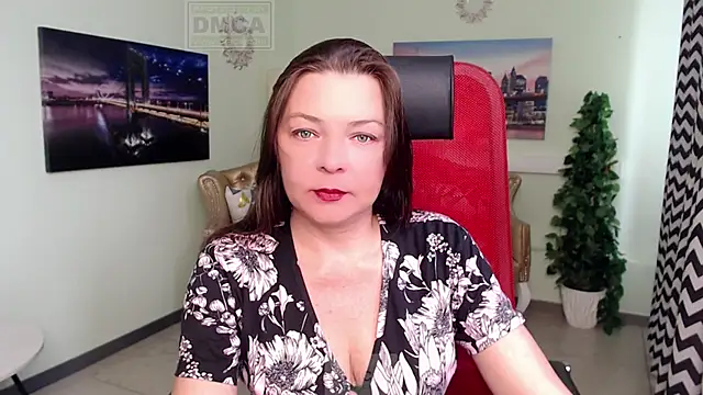 Lily flower7 online show from 06-30-26, 06:03