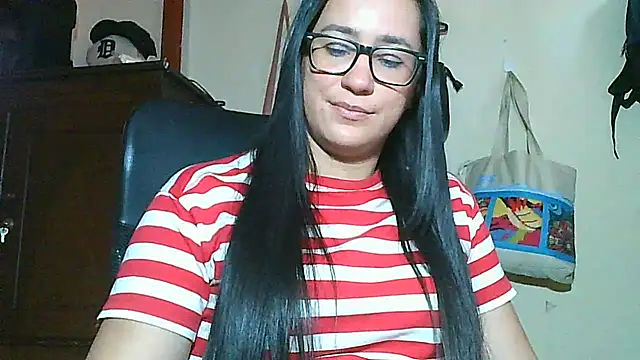 Snapshot of brittanycheeks chatting on 07-27-26, 06:37 brittanycheeks online show from 07-27-26, 06:37
