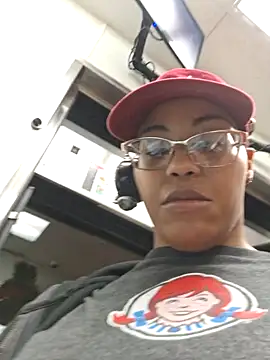 Snapshot of samone9 chatting on 12-09-24, 02:45 samone9 online show from 12-09-24, 02:45