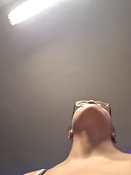 Snapshot of samone9 chatting on 03-02-25, 07:12 samone9 online show from 03-02-25, 07:12