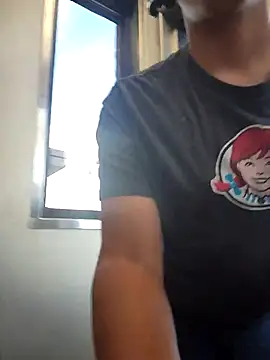 Snapshot of samone9 chatting on 11-01-25, 06:21 samone9 online show from 11-01-25, 06:21