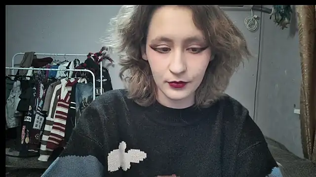 JoannaTompson online show from 12-07-24, 04:47