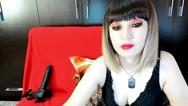 DaisyMun online show from 06-25-26, 04:45