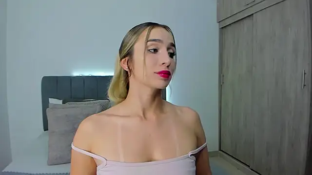 im sarah34 online show from 06-12-26, 02:54