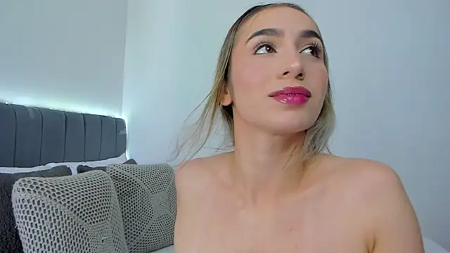 im sarah34 online show from 07-26-26, 06:59