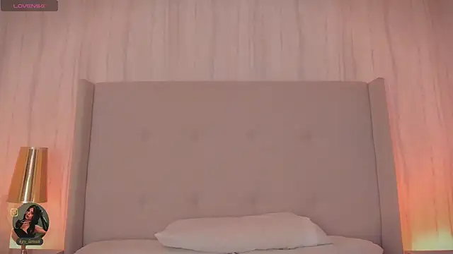 kaylarossi online show from 04-15-26, 09:37