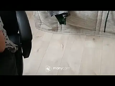 lolacharlyxh online show from 02-24-25, 12:05