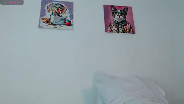 lilith luv online show from 11-18-25, 04:39