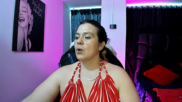 martina foxy  online show from 02-10-25, 08:31