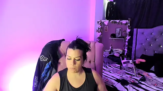 martina foxy  online show from 02-15-25, 03:28