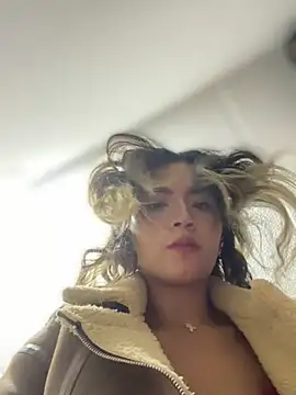 Mila Morgan online show from 02-16-25, 08:22