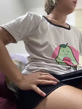 Mila Morgan online show from 03-03-25, 05:07