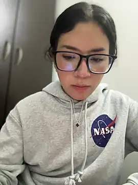 Mila Morgan online show from 03-07-25, 03:40