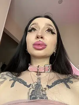 Molly  Moon online show from 04-11-26, 02:27