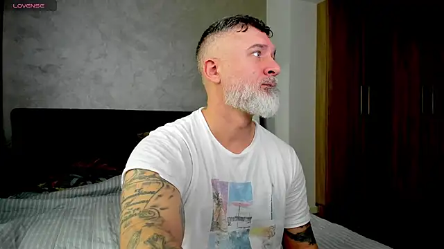 BlowMyXXL online show from 01-31-25, 10:31