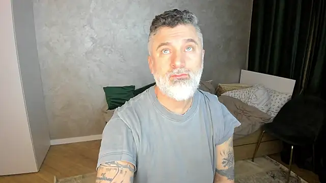 BlowMyXXL online show from 02-07-25, 02:58