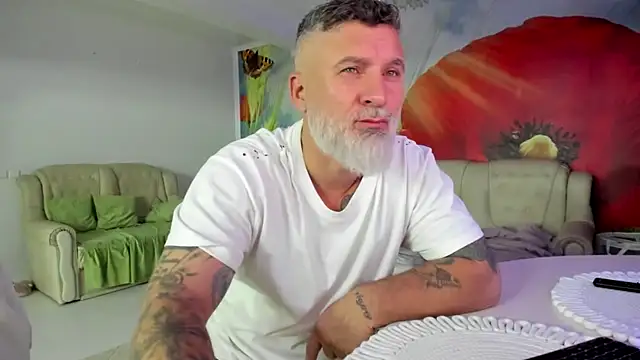 BlowMyXXL online show from 01-13-26, 10:15