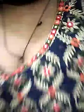 Snapshot of Cute_nidhi chatting on 12-21-24, 11:22 Cute nidhi online show from 12-21-24, 11:22