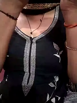 Snapshot of Cute_nidhi chatting on 12-29-24, 03:11 Cute nidhi online show from 12-29-24, 03:11