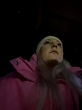 MerlinDave online show from 11-28-25, 01:52