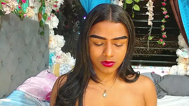 Karly coffe online show from 02-18-26, 04:41