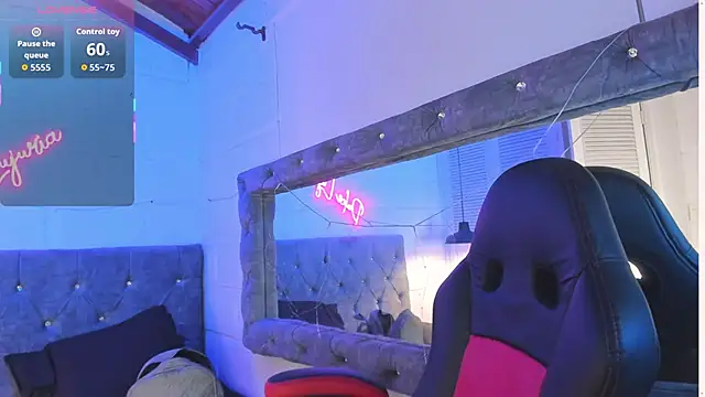 sarajhonson dl online show from 11-25-25, 05:13