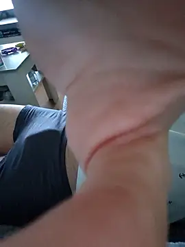 milujuto1984 online show from 04-09-26, 07:41