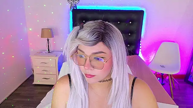 Snapshot of Cuckold_lover69 chatting on 12-18-24, 03:58 Cuckold lover69 online show from 12-18-24, 03:58