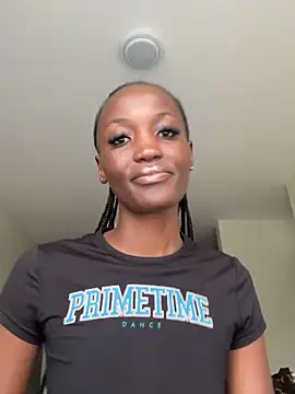 Fanclubbbbb online show from 03-28-26, 08:58