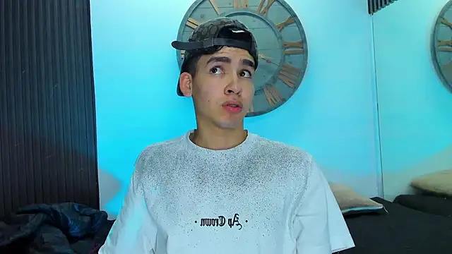 Mike 0233  online show from 02-15-25, 08:00