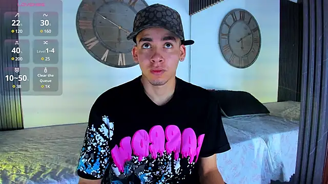 Mike 0233  online show from 03-04-25, 04:27