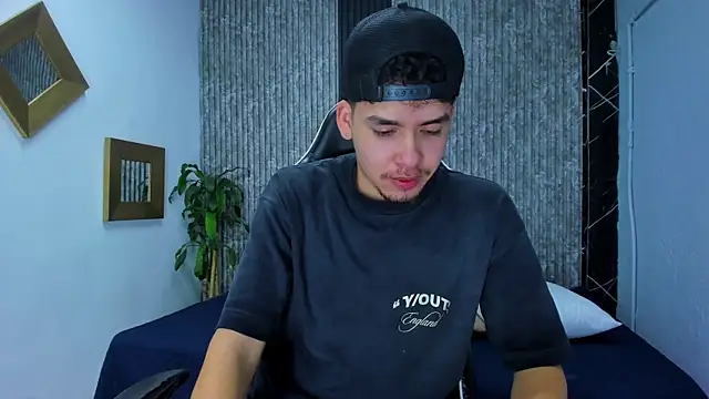 Mike 0233  online show from 01-15-26, 05:01