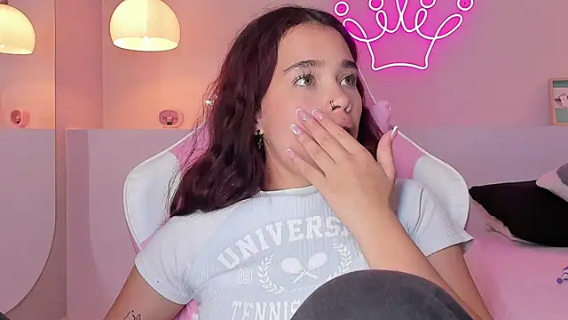 violeth hill online show from 02-14-25, 02:07