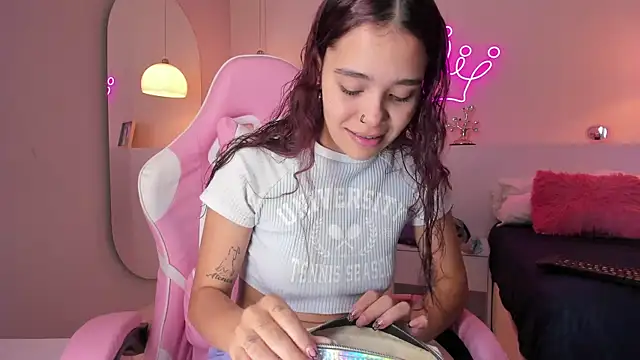 violeth hill online show from 03-05-25, 08:00