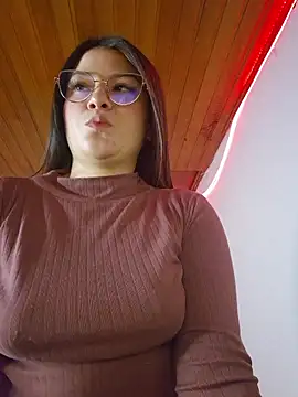 juli05star20 online show from 04-22-26, 12:35