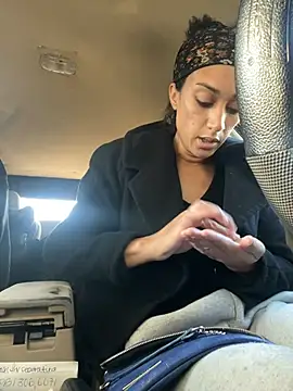 Snapshot of starrynikki chatting on 01-07-25, 11:56 starrynikki online show from 01-07-25, 11:56