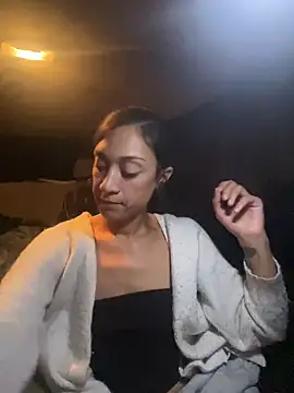 Snapshot of starrynikki chatting on 02-01-25, 04:46 starrynikki online show from 02-01-25, 04:46