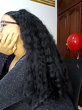 XMara online show from 02-14-25, 07:02