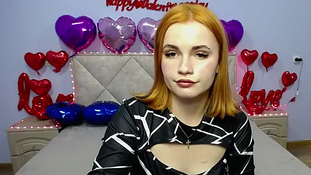 Snapshot of MargaritaKiss chatting on 02-15-25, 07:39 MargaritaKiss online show from 02-15-25, 07:39