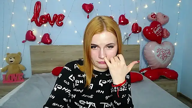 Snapshot of MargaritaKiss chatting on 02-26-25, 02:37 MargaritaKiss online show from 02-26-25, 02:37