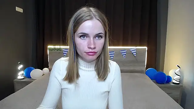 Snapshot of MargaritaKiss chatting on 09-27-25, 07:19 MargaritaKiss online show from 09-27-25, 07:19