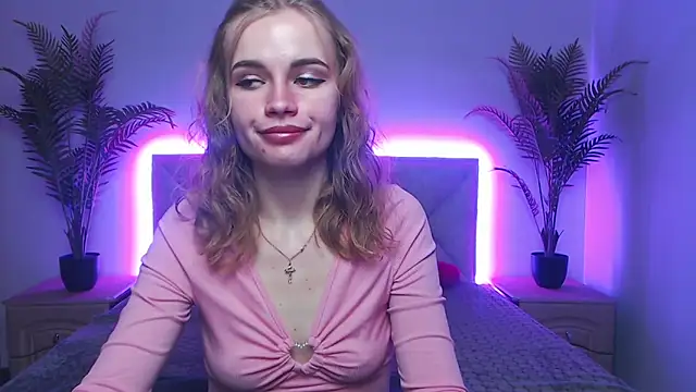 Snapshot of MargaritaKiss chatting on 11-05-25, 07:25 MargaritaKiss online show from 11-05-25, 07:25