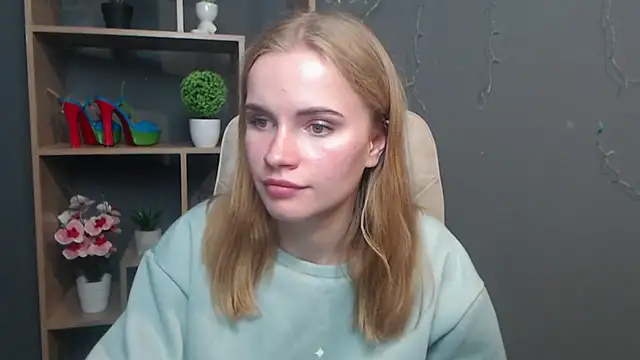 Snapshot of MargaritaKiss chatting on 11-08-25, 09:13 MargaritaKiss online show from 11-08-25, 09:13