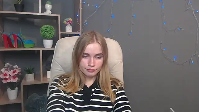 Snapshot of MargaritaKiss chatting on 11-09-25, 08:18 MargaritaKiss online show from 11-09-25, 08:18