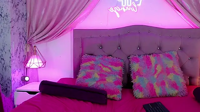 Snapshot of SexyJuliii21 chatting on 12-07-24, 02:42 SexyJuliii21 online show from 12-07-24, 02:42