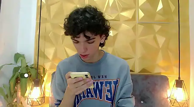 Snapshot of SexyJuliii21 chatting on 01-31-25, 02:48 SexyJuliii21 online show from 01-31-25, 02:48