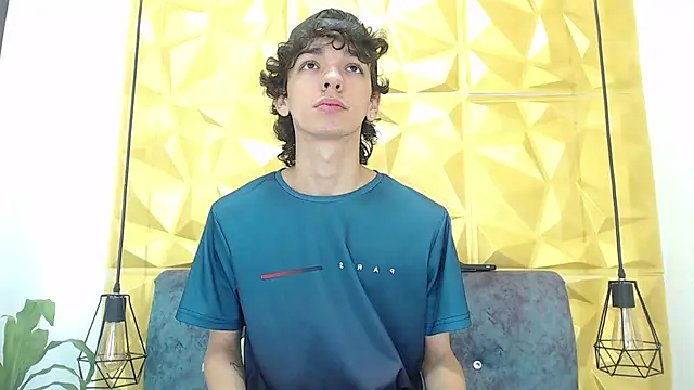 Snapshot of SexyJuliii21 chatting on 03-03-25, 03:41 SexyJuliii21 online show from 03-03-25, 03:41