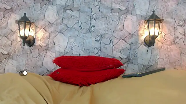 Snapshot of SexyJuliii21 chatting on 03-07-25, 12:48 SexyJuliii21 online show from 03-07-25, 12:48