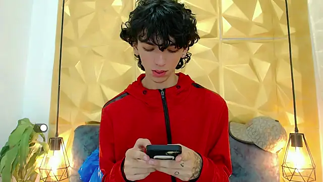 SexyJuliii21 online show from 03-09-25, 12:21