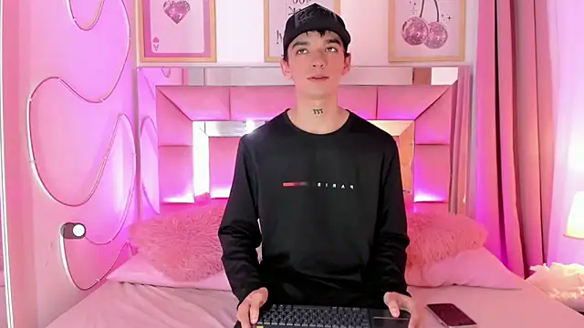 Snapshot of SexyJuliii21 chatting on 11-04-25, 10:42 SexyJuliii21 online show from 11-04-25, 10:42